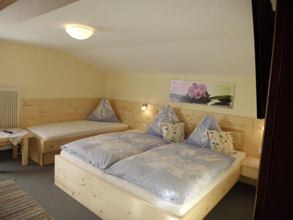 Haus Rohregger Apartment มิทเทอร์ซิลล์ ภายนอก รูปภาพ
